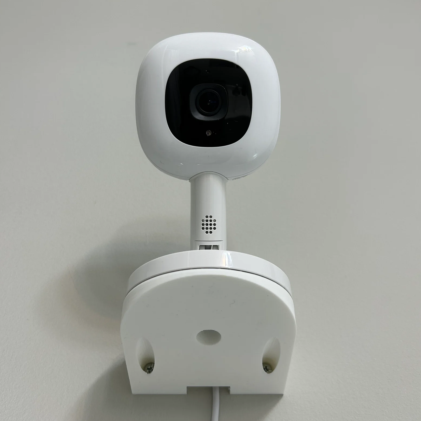 Low Profile Wall Bracket For Surveillance Devices, Universal 1/4 Thread Camera Mount With Complete Installation Hardware